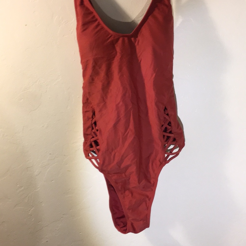 Cutout one piece